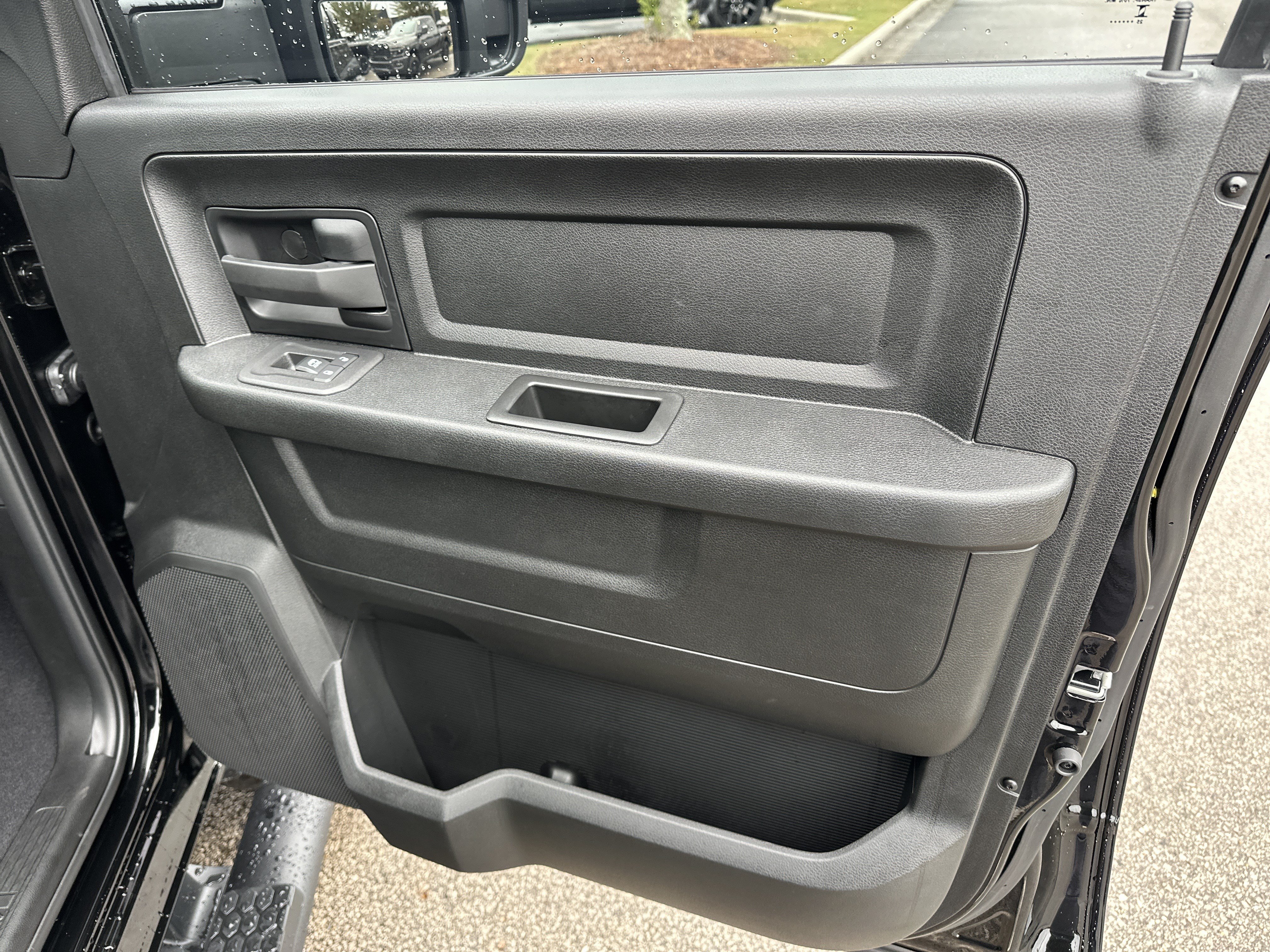 New 2026 RAM 2500 Tradesman AWD/4WD image 14