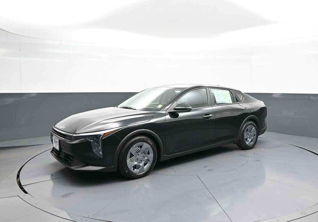Used 2025 Kia K4 FWD image 10