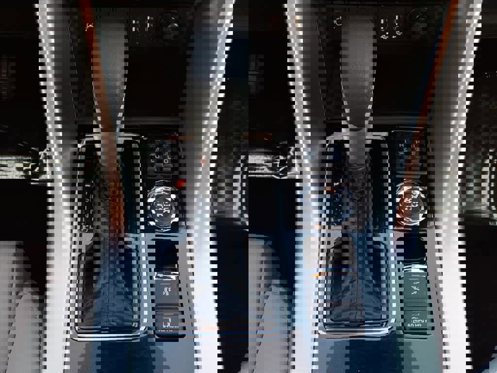 Used 2024 Mitsubishi Eclipse Cross SEL image 11