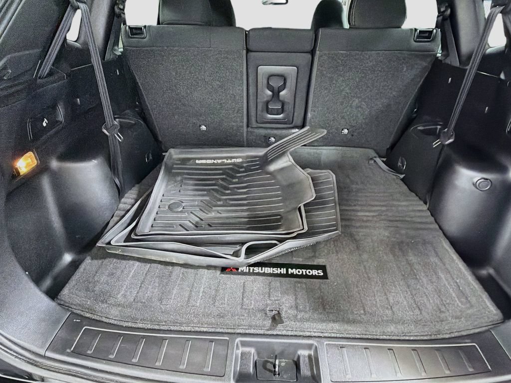 Used 2022 Mitsubishi Outlander ES AWD/4WD image 25
