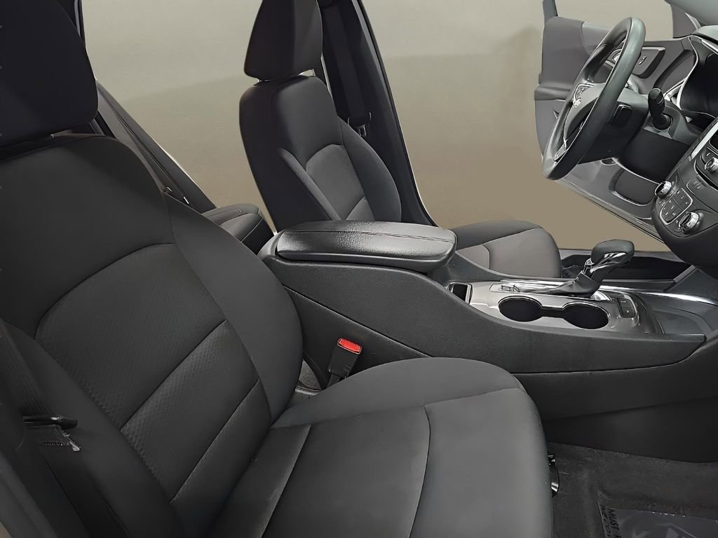 Used 2024 Chevrolet Malibu LT image 20