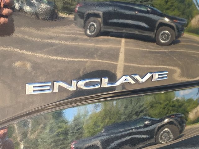 Used 2021 Buick Enclave Essence w/ Sport Touring Edition FWD image 31