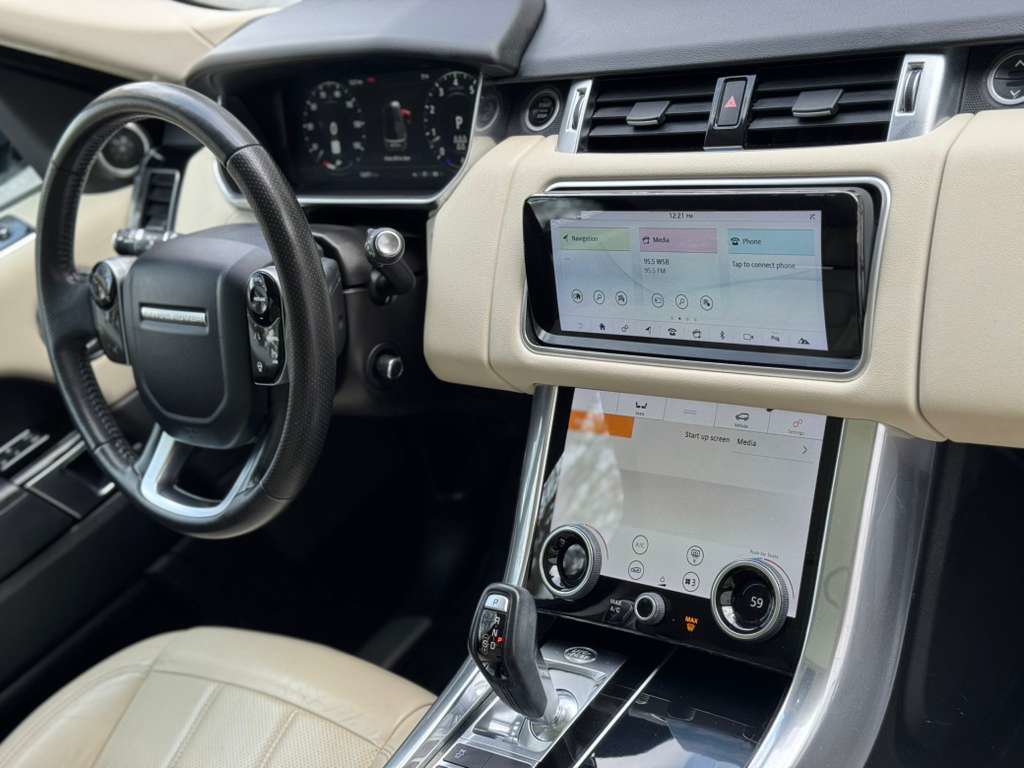 Used 2019 Land Rover Range Rover Sport HSE AWD/4WD image 38