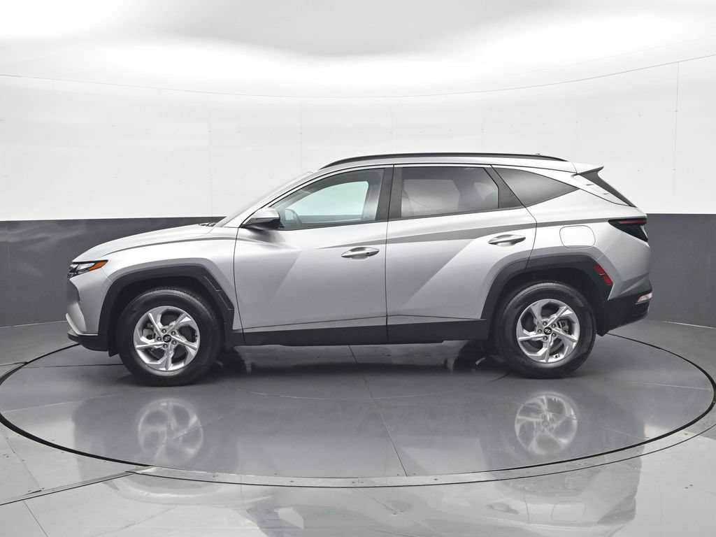 Certified 2022 Hyundai Tucson SEL w/ Cargo Package AWD/4WD image 9