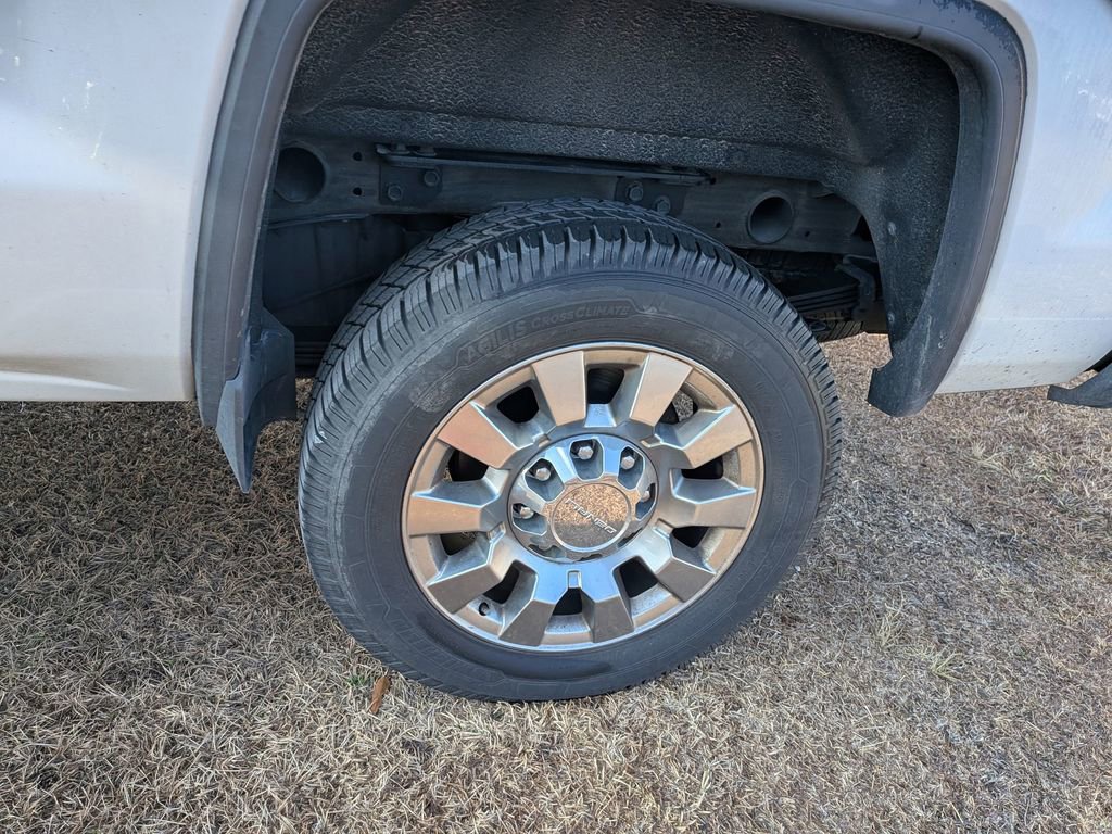 Used 2018 GMC Sierra 2500 Denali w/ Duramax Plus Package image 6