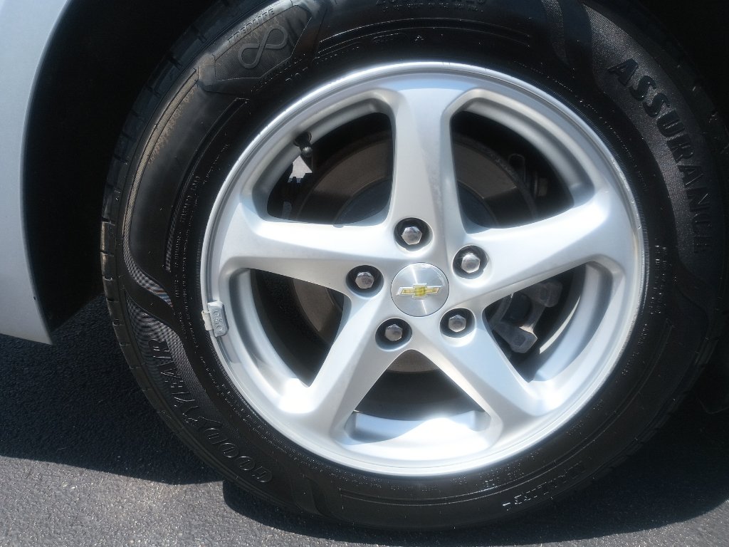 Used 2017 Chevrolet Malibu LS FWD image 11