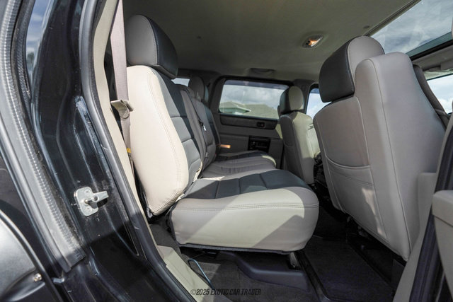 Used 2004 HUMMER H2 w/ Preferred Equipment Group image 70