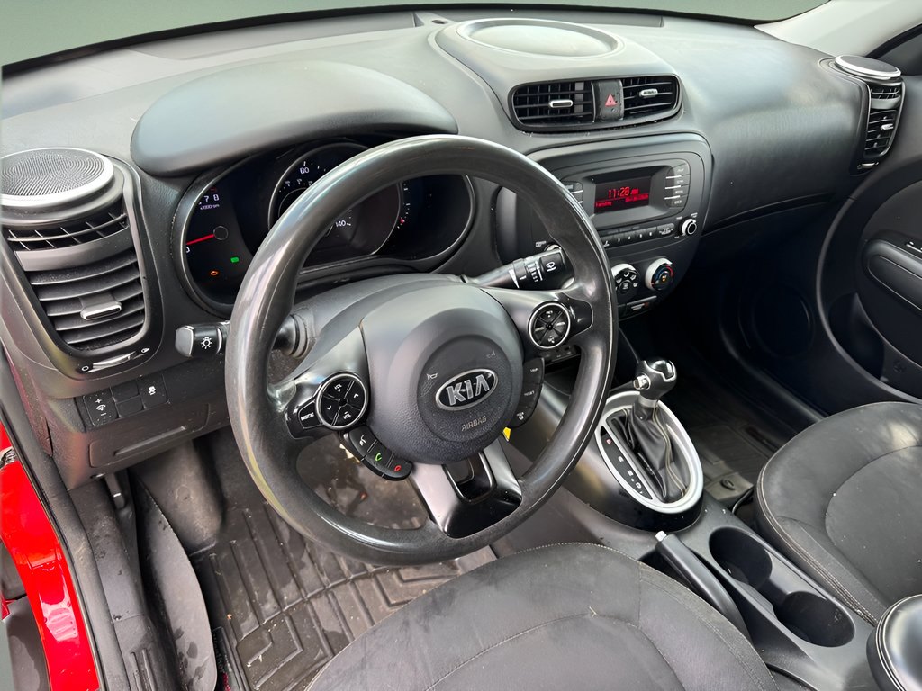 Used 2015 Kia Soul + FWD image 18