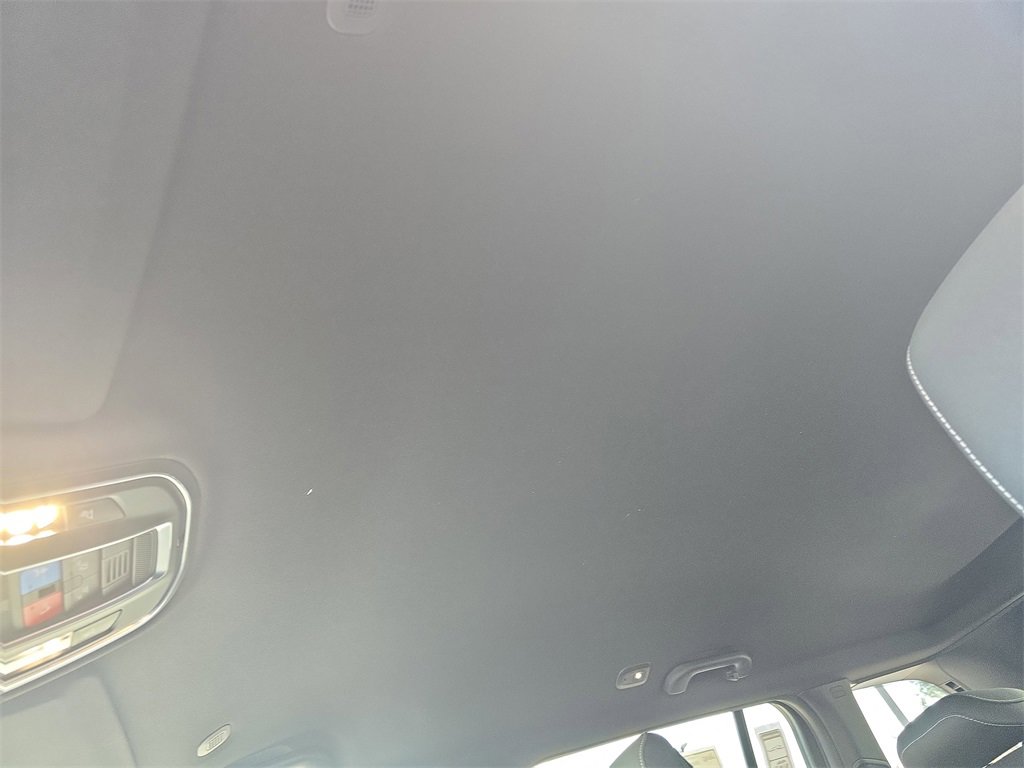 New 2025 Jeep Grand Cherokee Laredo image 30