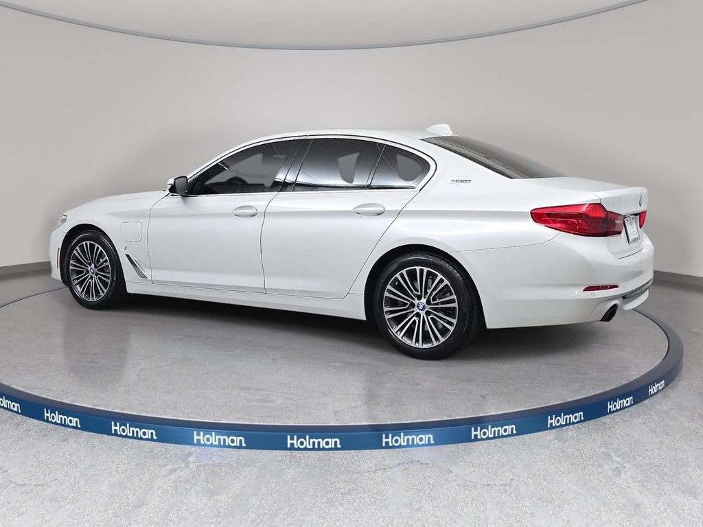 Used 2019 BMW 530e xDrive w/ Convenience Package AWD/4WD image 8