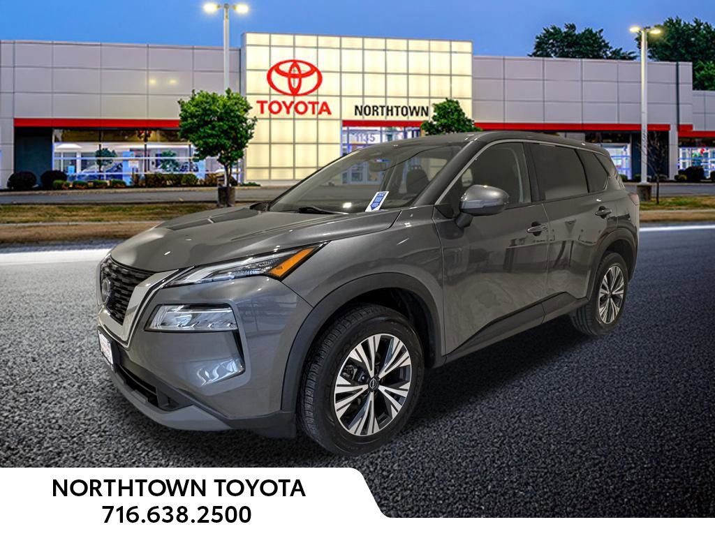 Used 2022 Nissan Rogue SV image 1