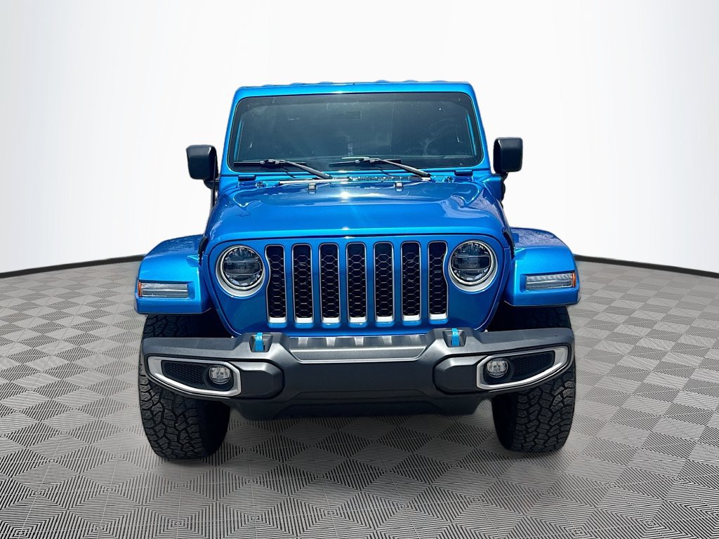 Used 2022 Jeep Wrangler Unlimited Sahara w/ Safety Group AWD/4WD image 2