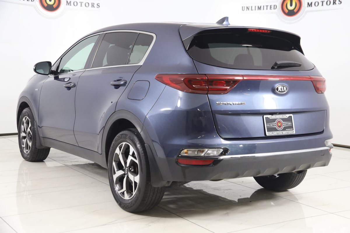 Used 2020 Kia Sportage LX w/ LX Popular Package AWD/4WD image 4