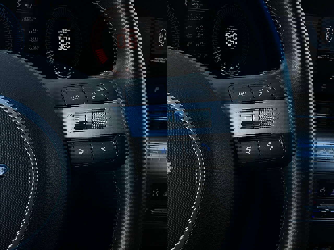 Used 2025 Hyundai Kona SEL image 36