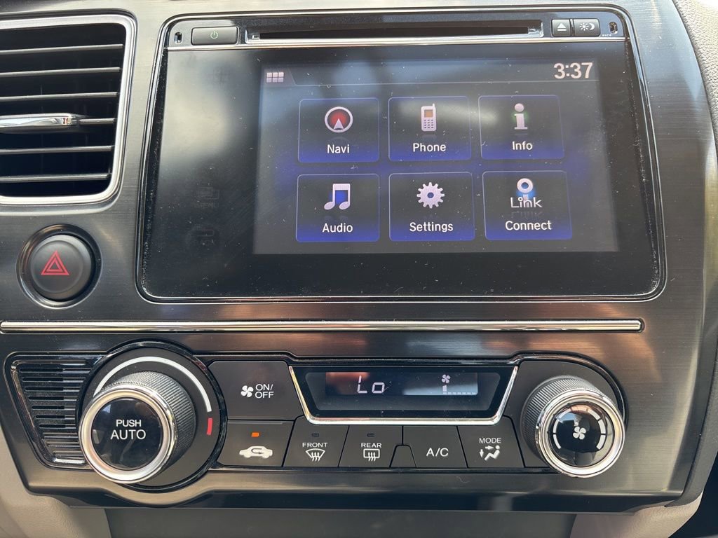 Used 2014 Honda Civic Hybrid image 16