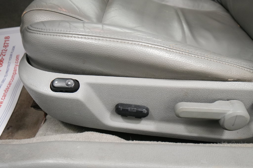 Used 2005 Ford Mustang Convertible RWD image 14