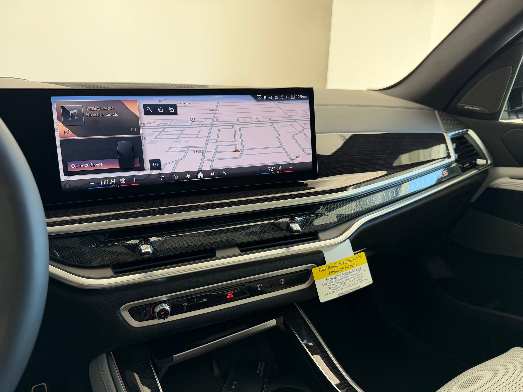 New 2026 BMW X5 xDrive50e w/ M Sport Package image 25