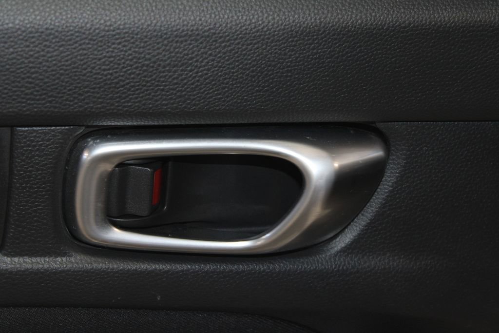 Used 2023 Honda Civic Sport image 8