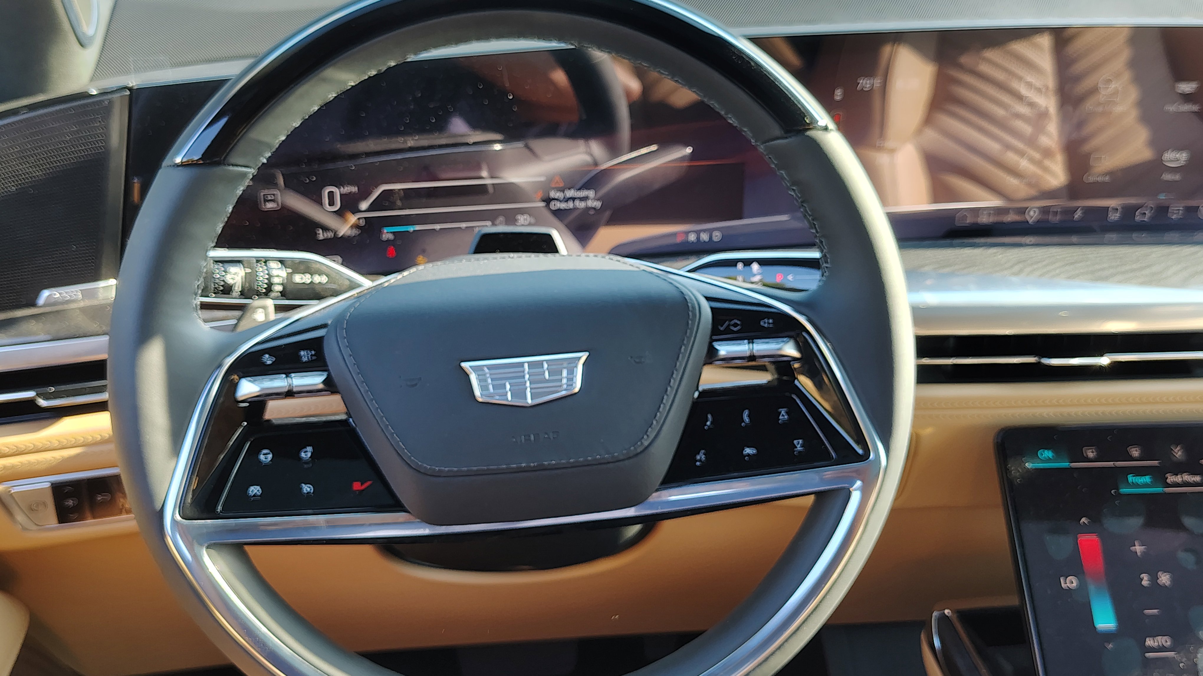 New 2025 Cadillac Escalade IQ Luxury 2 image 16