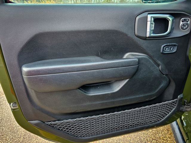 Certified 2022 Jeep Wrangler Willys image 9