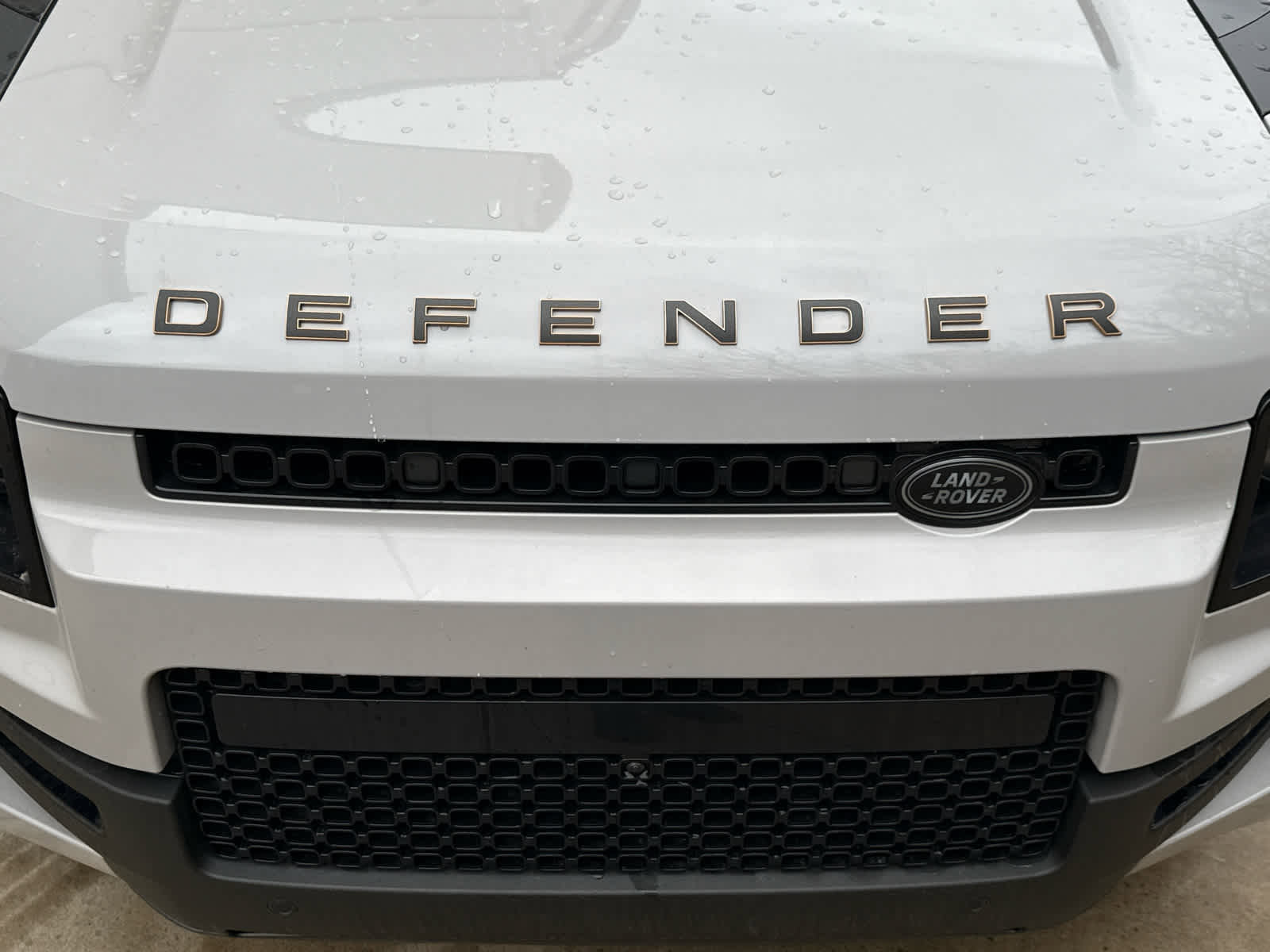 New 2026 Land Rover Defender 110 OCTA image 3