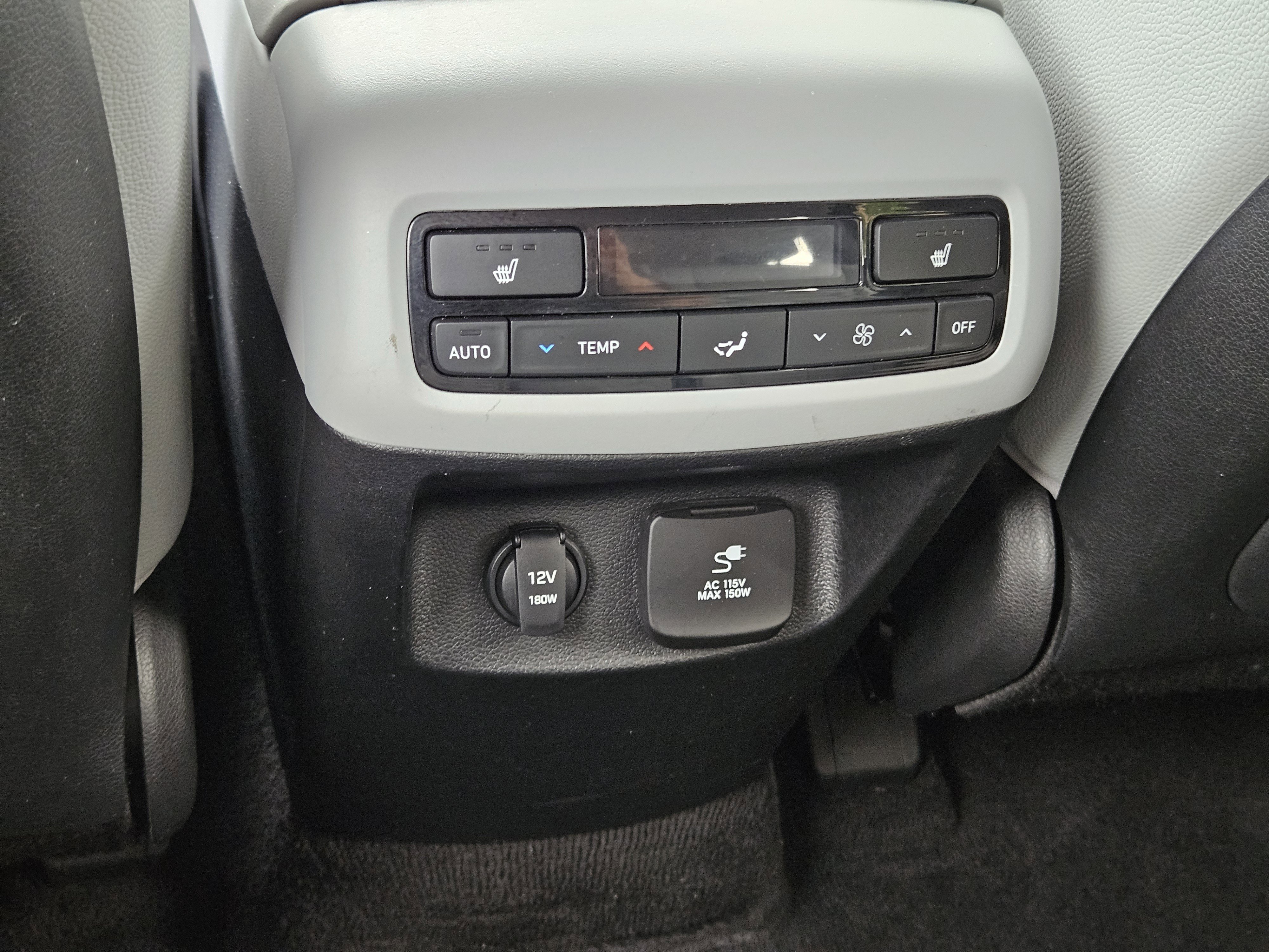 Used 2022 Hyundai Palisade SEL w/ 8P Bench Seat Package image 20