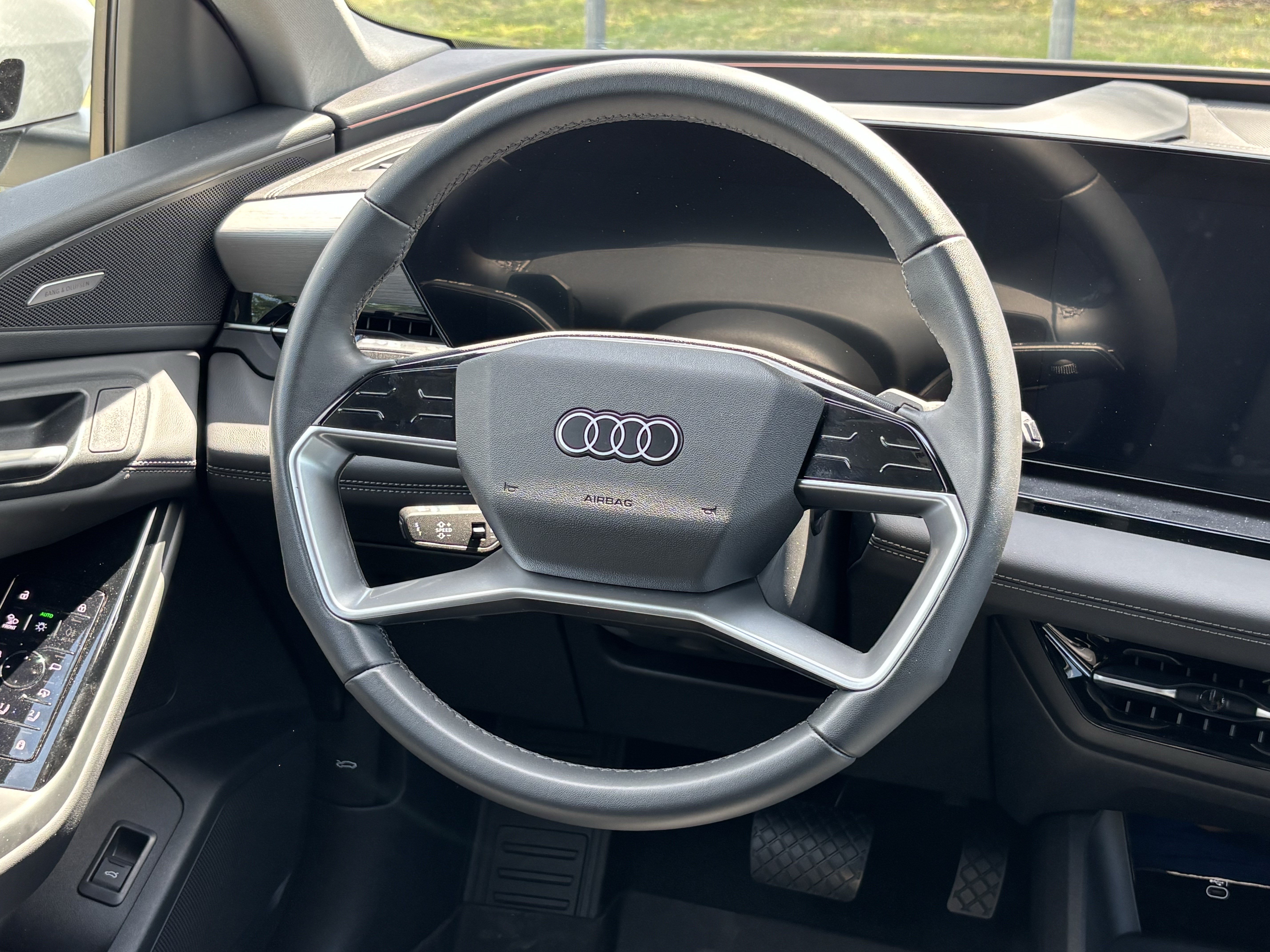 Certified 2025 Audi Q6 e-tron Premium Plus w/ Premium Plus AWD/4WD image 20