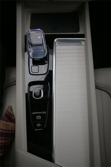 New 2026 Volvo XC60 B5 Ultra w/ Protection Package Premier image 10