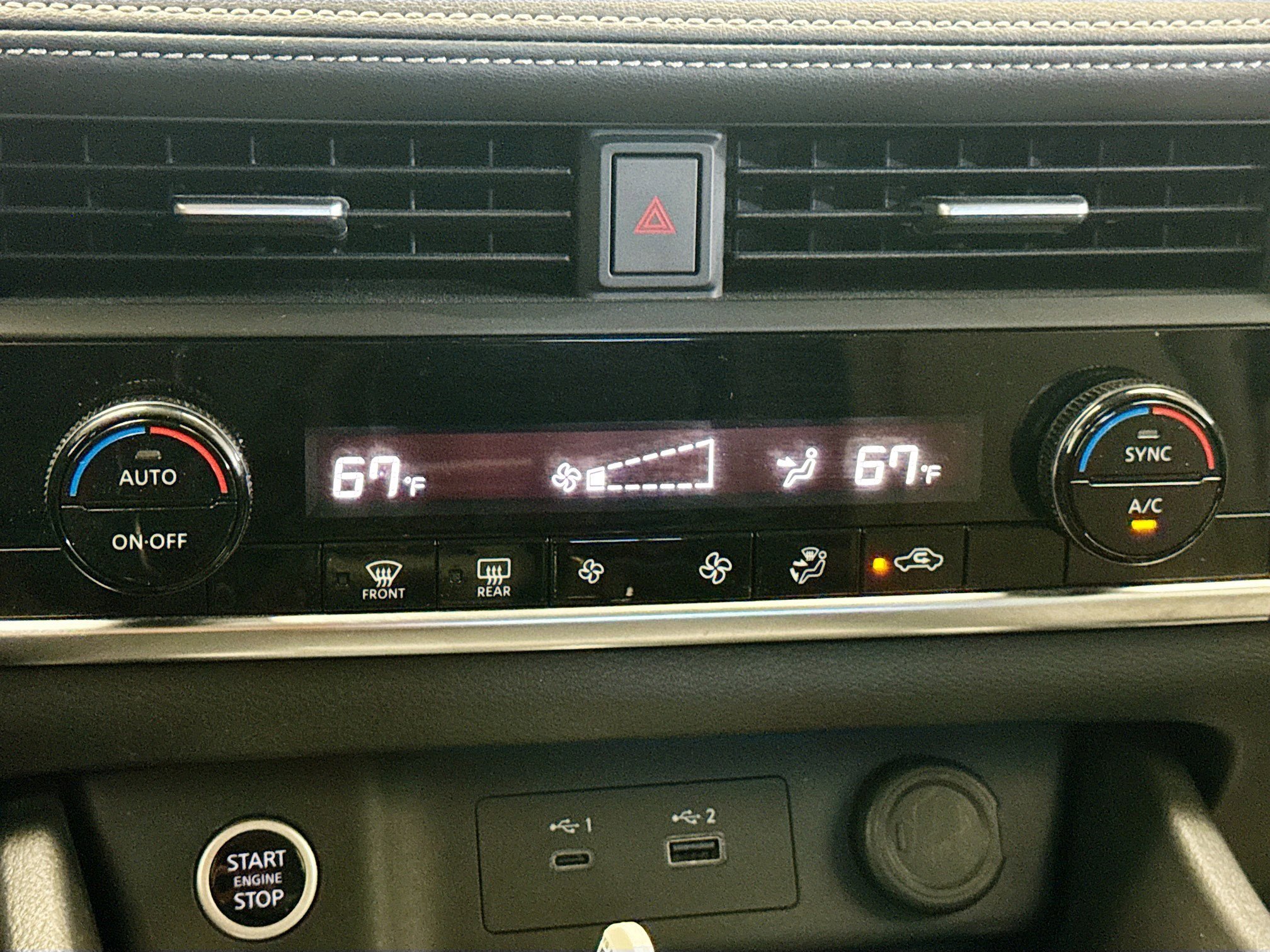 Used 2023 Nissan Rogue SV image 10