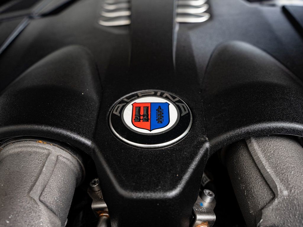 Certified 2022 BMW ALPINA B7 xDrive w/ Luxury Rear Seating Package image 55