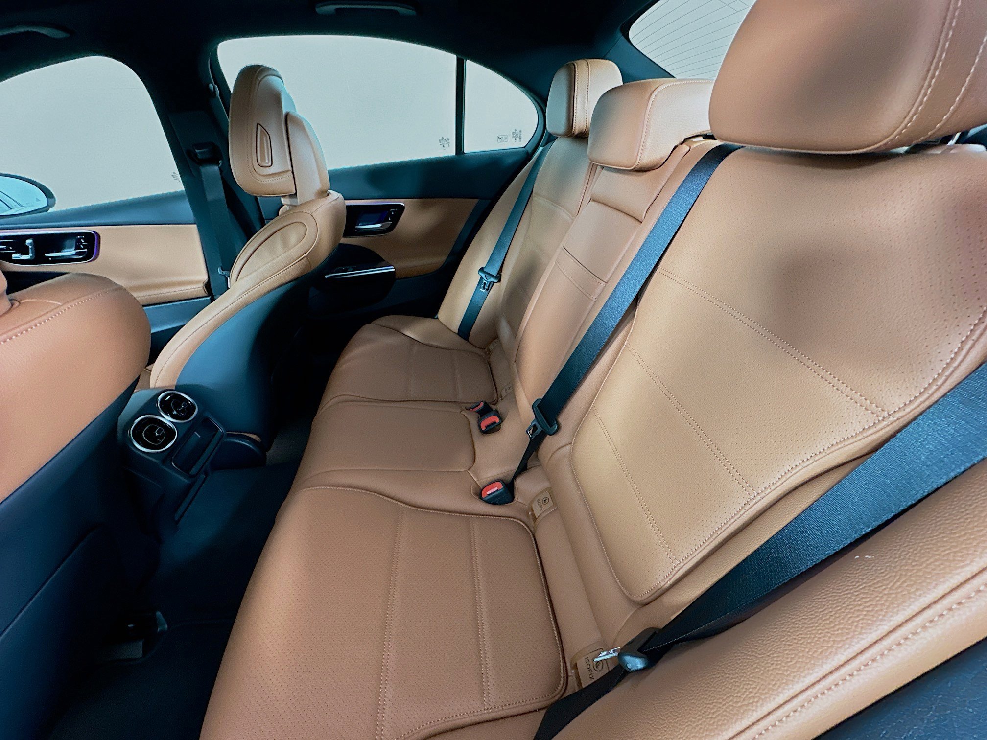 Certified 2025 Mercedes-Benz C 300 4MATIC Sedan image 31