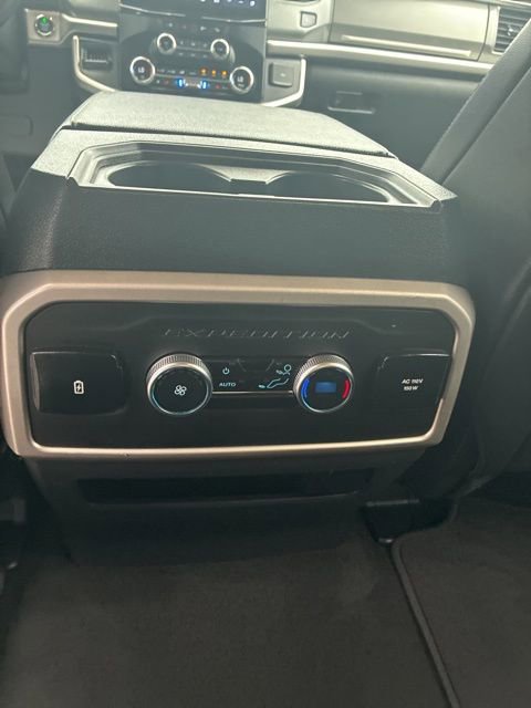 Used 2024 Ford Expedition Max XLT AWD/4WD image 24