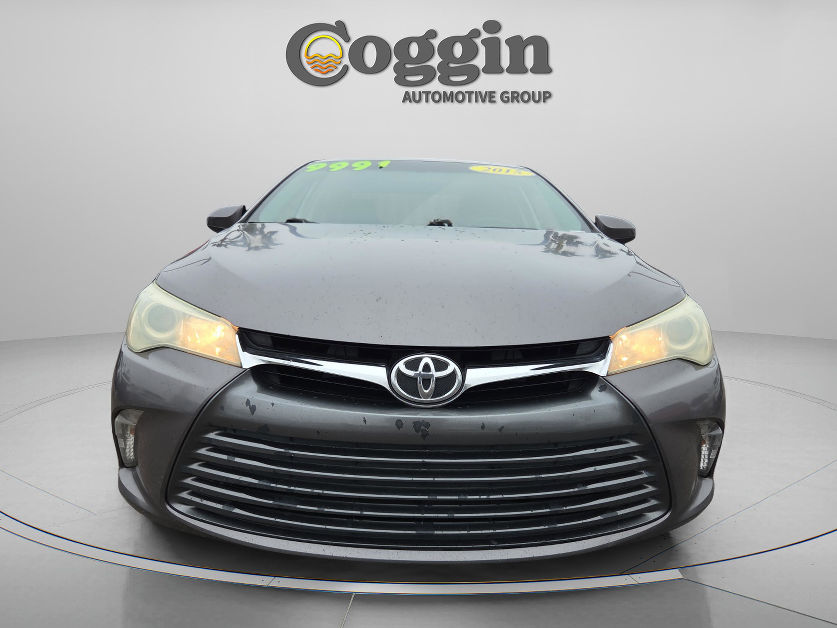 Used 2015 Toyota Camry LE image 9