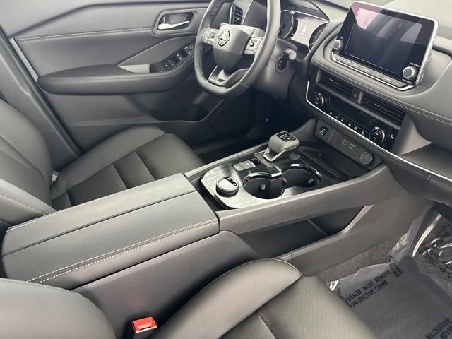 New 2026 Nissan Rogue Dark Armor AWD/4WD image 21