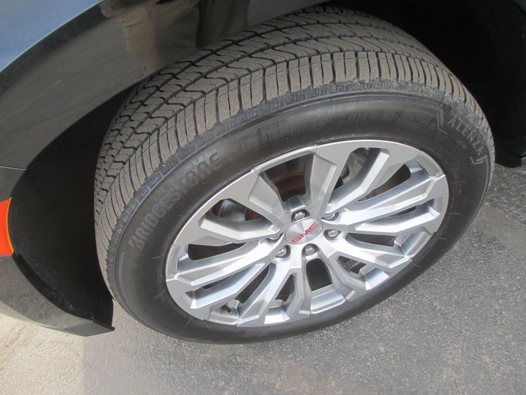 Certified 2023 GMC Yukon XL Denali image 12