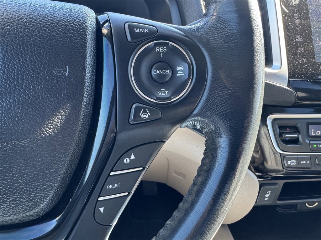 Used 2017 Honda Ridgeline RTL-E image 11