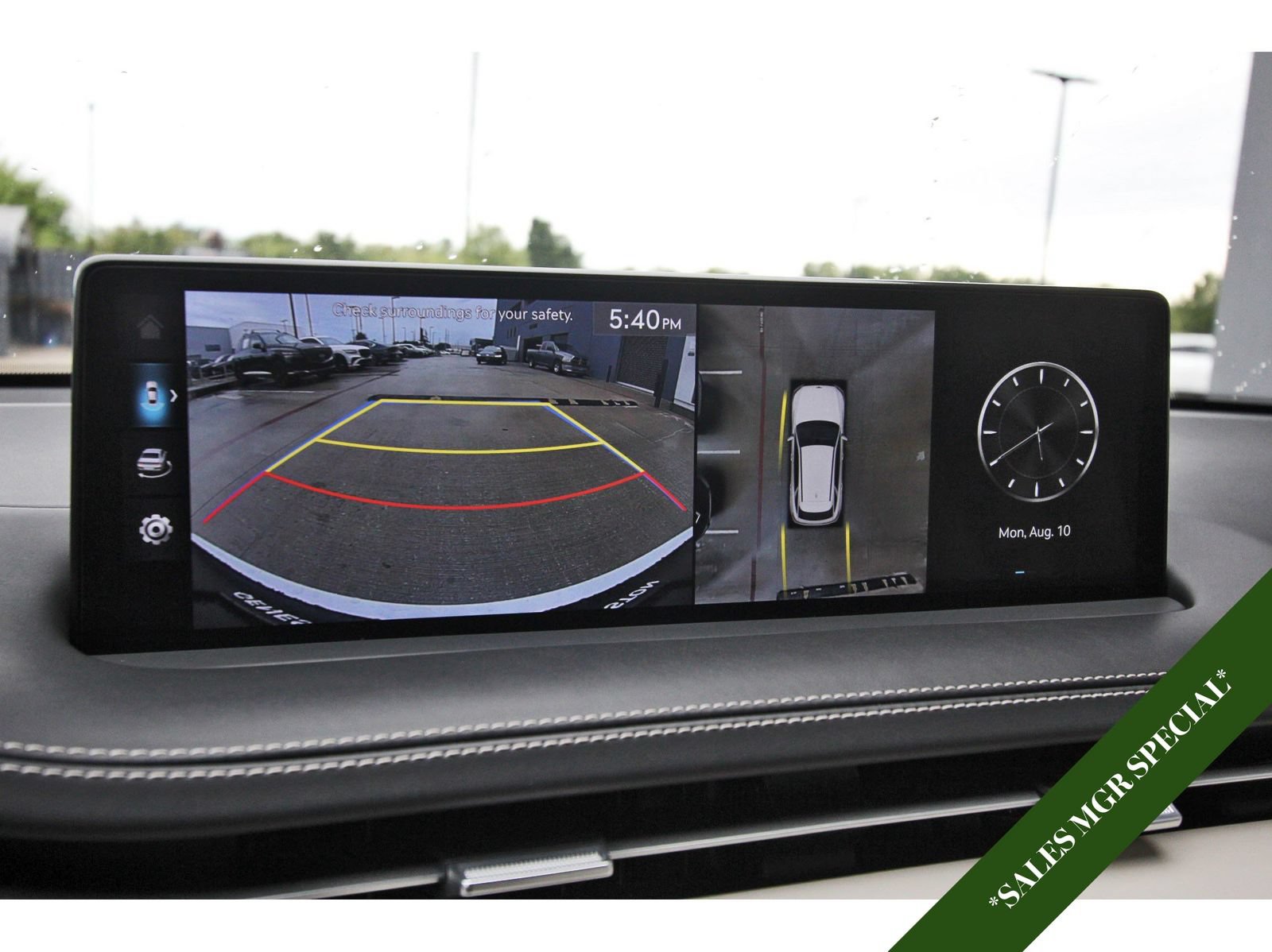 Used 2025 Genesis GV70 3.5T Sport w/ Sport Prestige Package AWD/4WD image 25