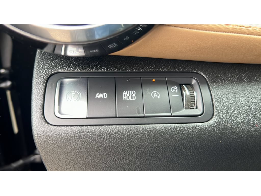 Certified 2025 Chevrolet Equinox ACTIV w/ Safety and Technology Package AWD/4WD image 23