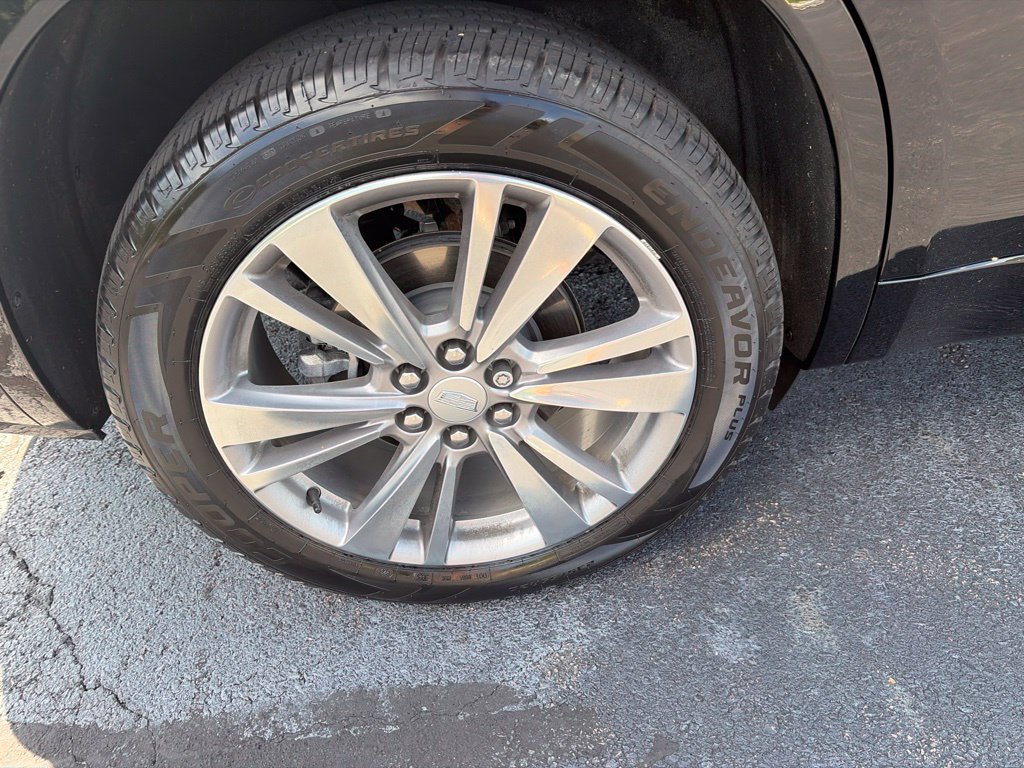 Used 2024 Cadillac XT6 Premium Luxury w/ Technology Package AWD/4WD image 13
