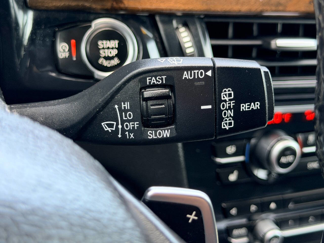 Used 2018 BMW X5 xDrive50i AWD/4WD image 34