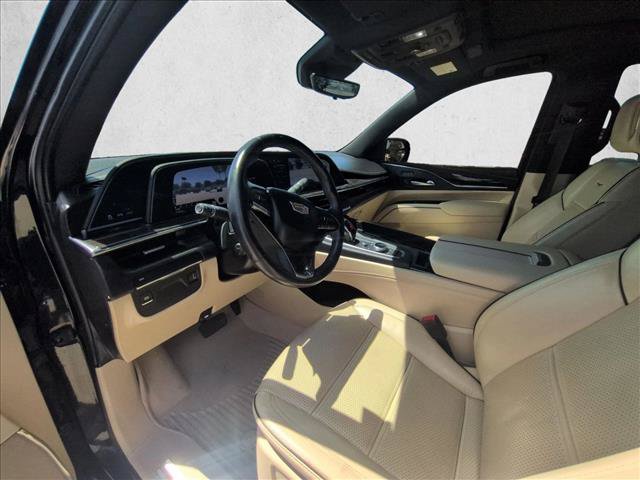 Used 2024 Cadillac Escalade Premium Luxury RWD image 10
