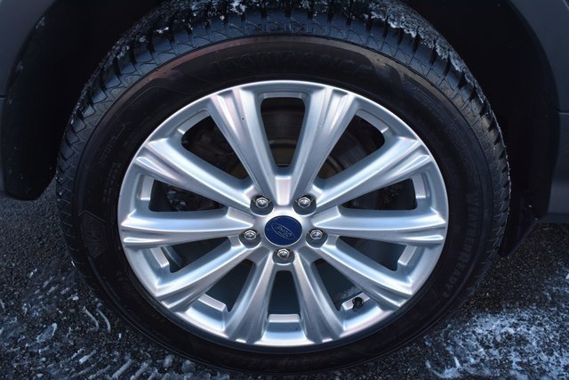 Used 2019 Ford Escape SEL image 48