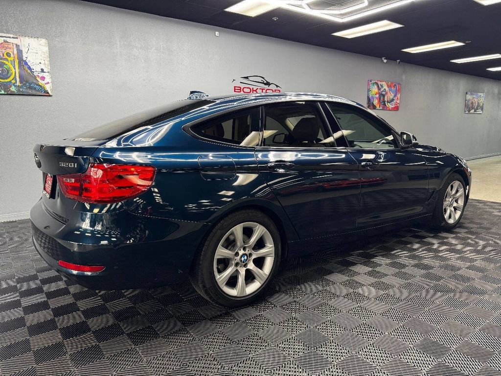 Used 2015 BMW 328i Gran Turismo xDrive image 15