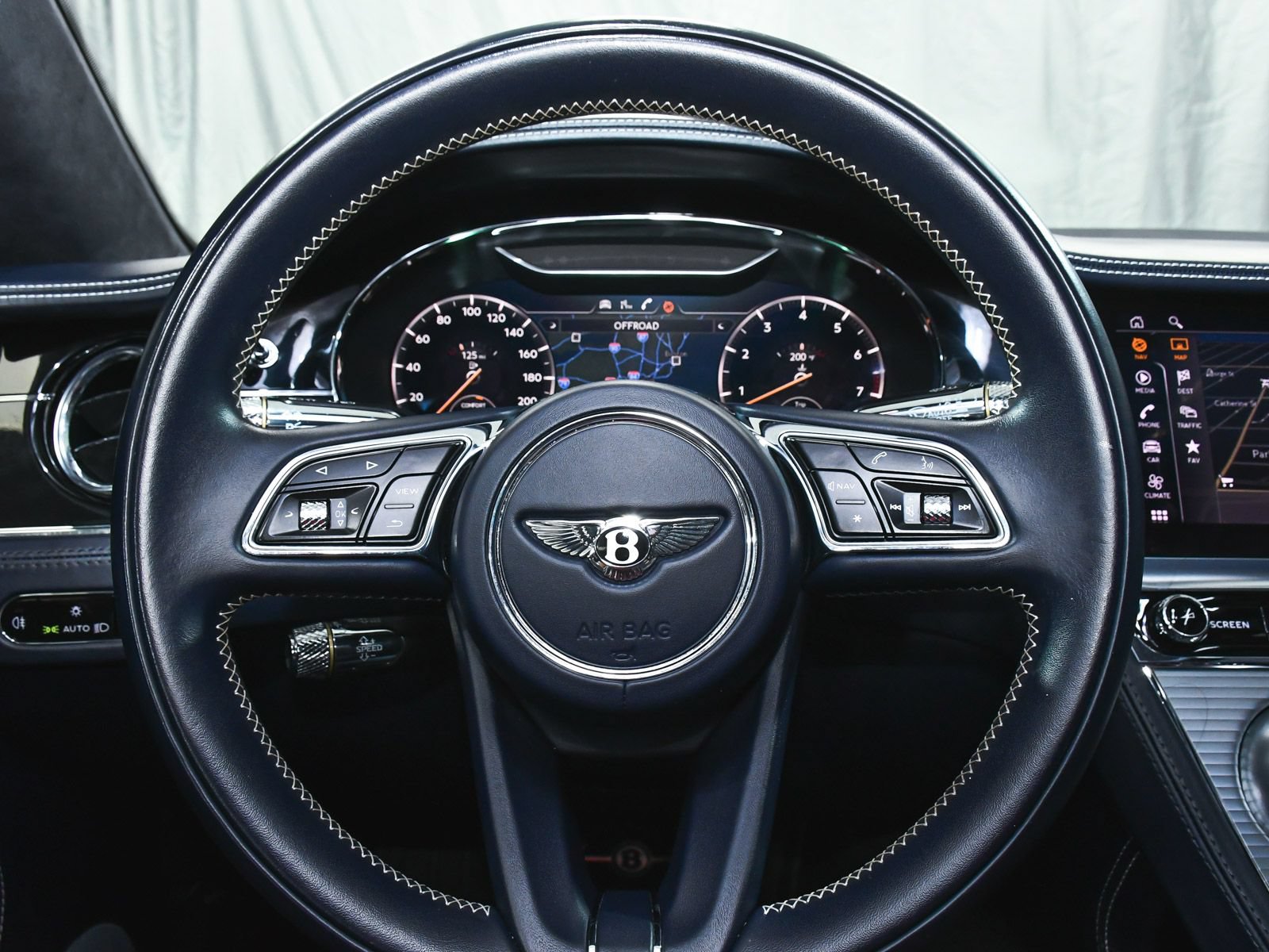 Used 2022 Bentley Continental GT AWD/4WD image 28