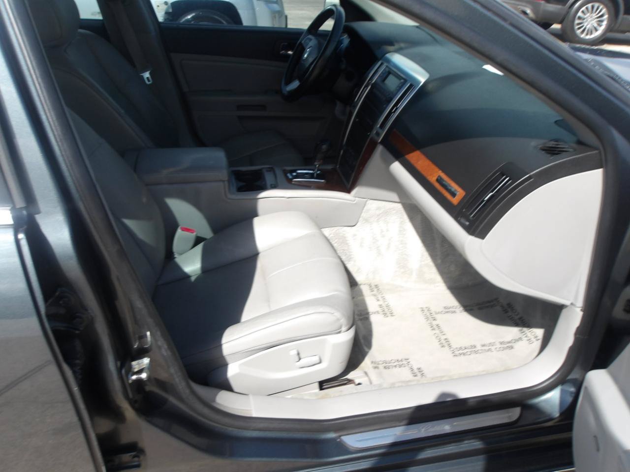 Used 2009 Cadillac STS w/ Wood Trim Package RWD image 10