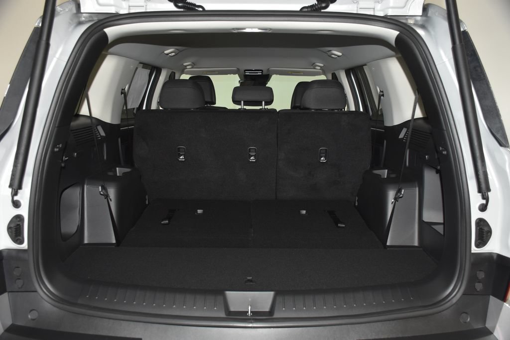 New 2026 Hyundai Santa Fe SE FWD image 31