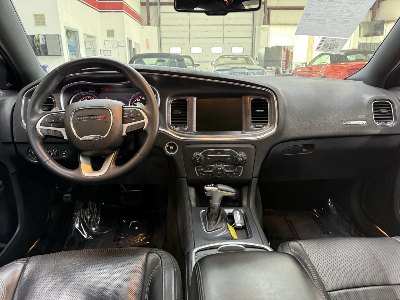 Used 2015 Dodge Charger R/T w/ Plus Group RWD image 19