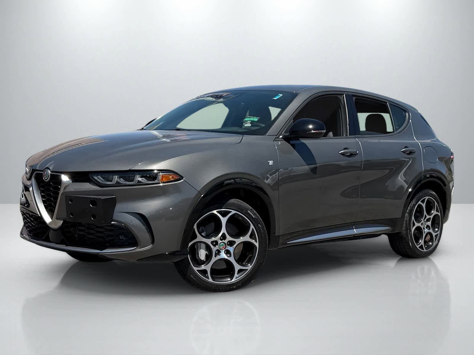 Used 2024 Alfa Romeo Tonale Ti w/ Premium Interior Package