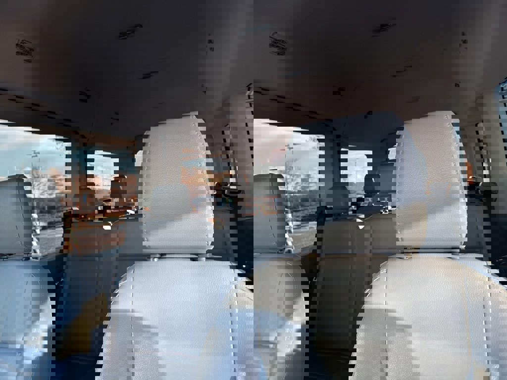 Used 2017 Ford Transit 150 XL image 16