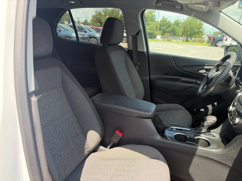 Used 2023 Chevrolet Equinox LT FWD image 11